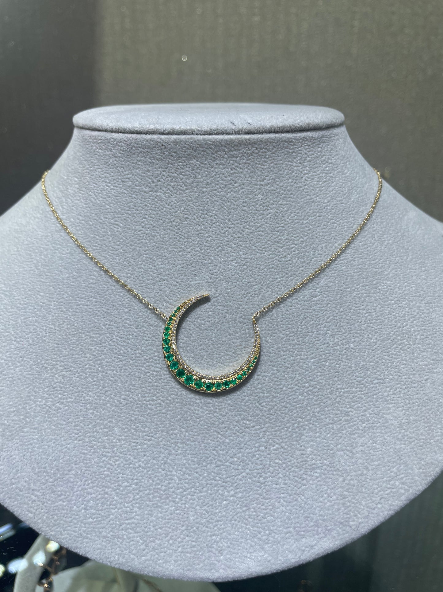 14KT Yellow Gold Emerald Crescent Moon Pendant with Diamonds